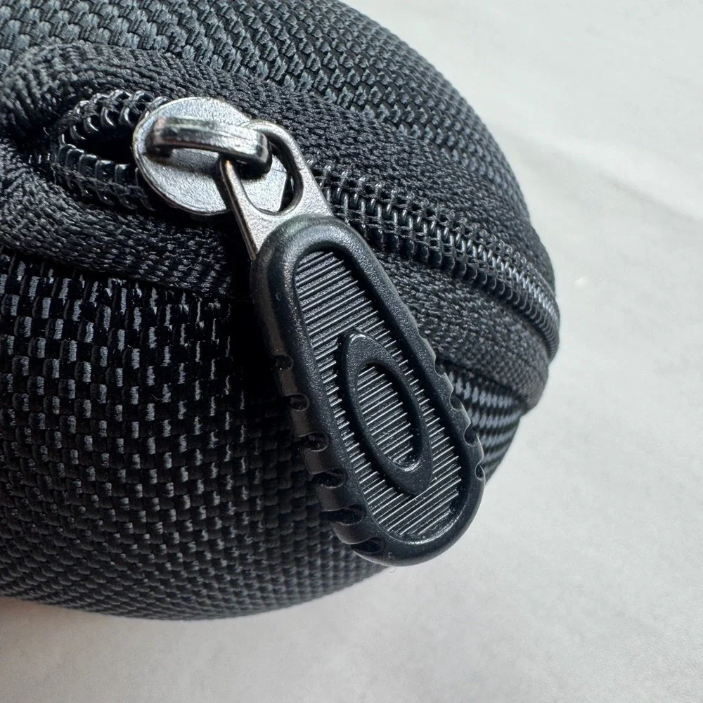 Oakley Vault Hard Sunglasses Case Black Ballistic Nylon Zippered Eyewear protect